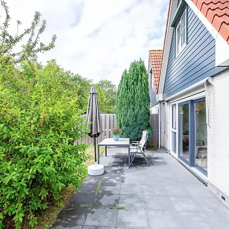 Cozy & Texel Escape For Two *