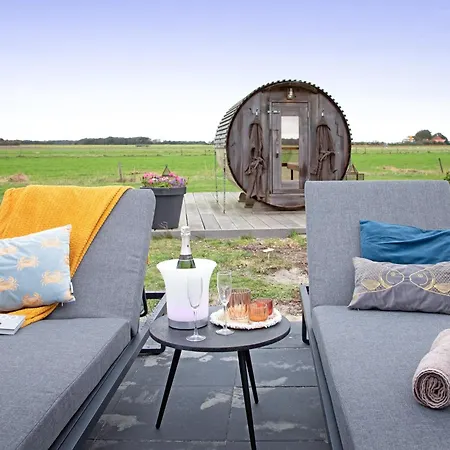 Cozy & Texel Escape For Two *